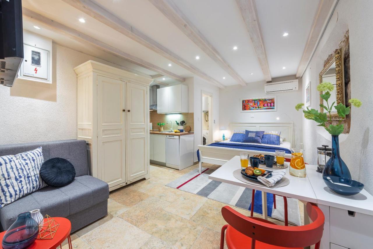 Apartment Neva ดูบรอฟนิก ภายนอก รูปภาพ