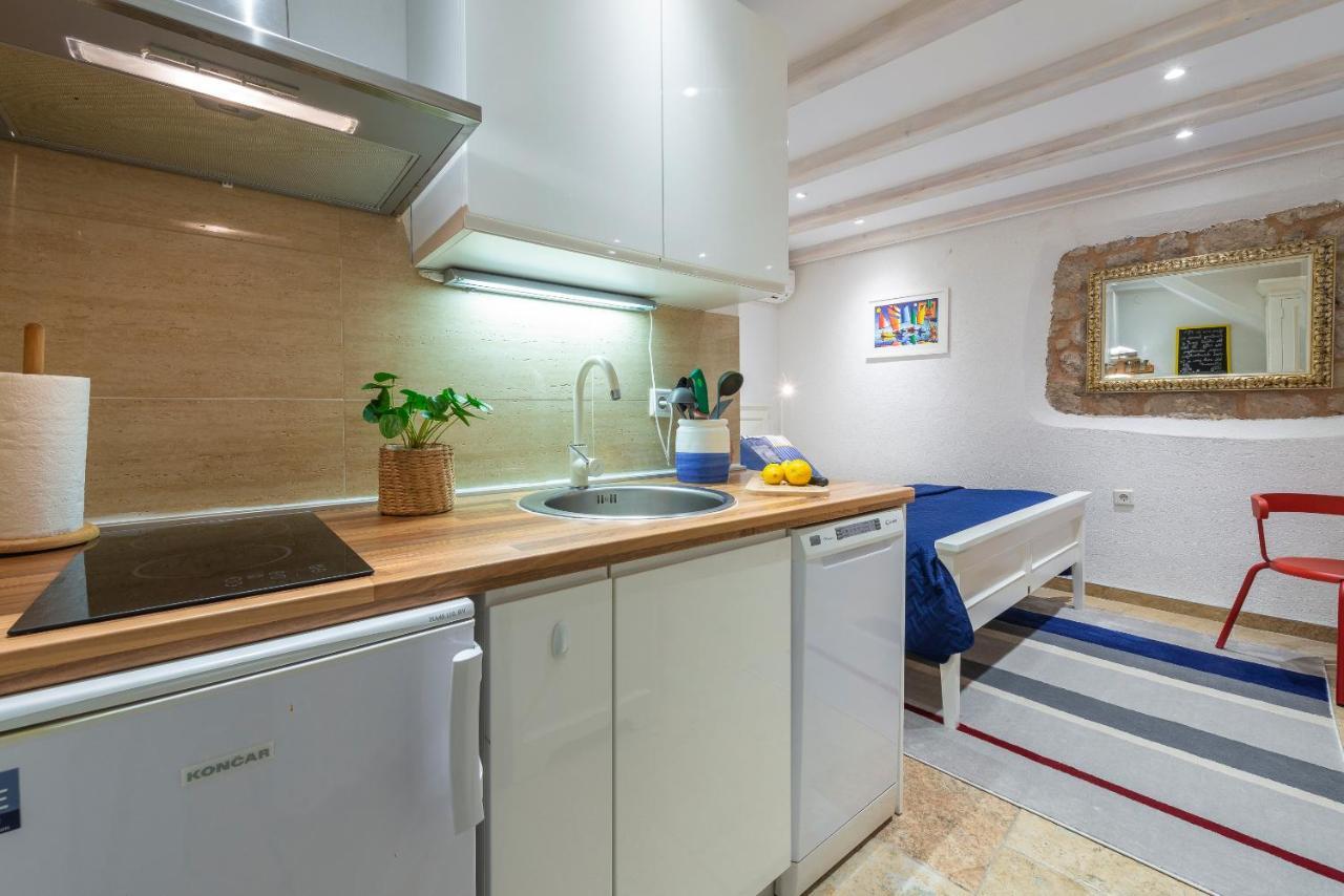 Apartment Neva ดูบรอฟนิก ภายนอก รูปภาพ